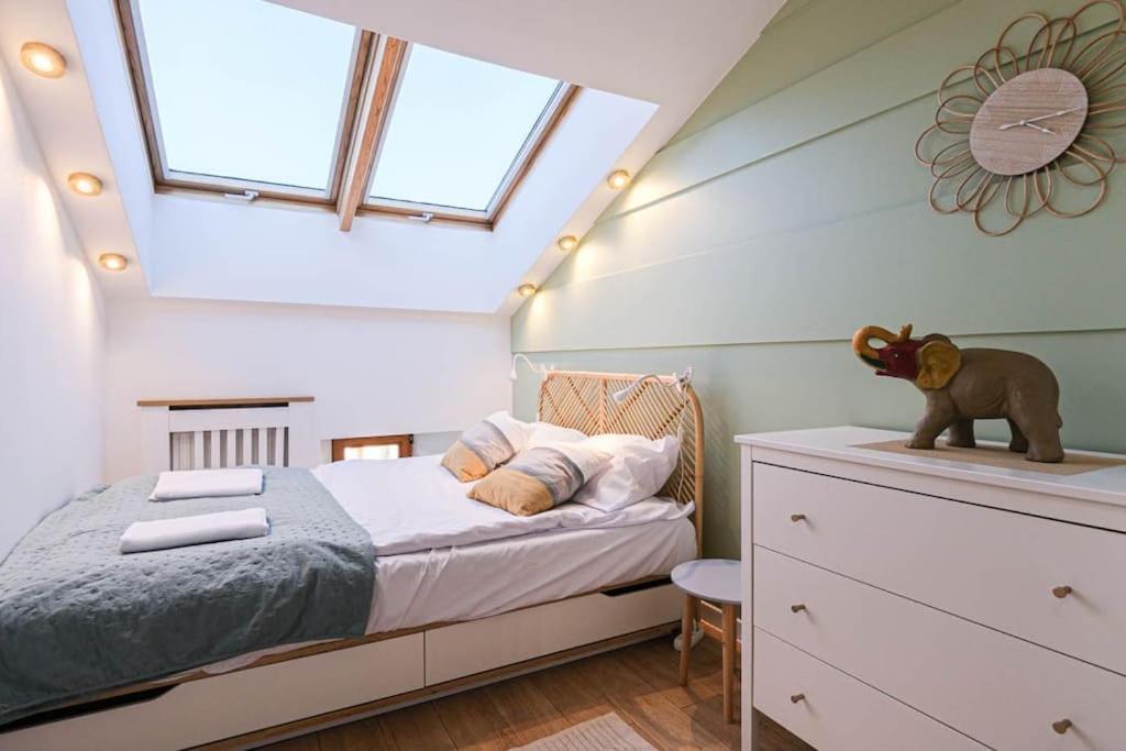 Cozy Loft Under The Wawel Sky Apartamento
